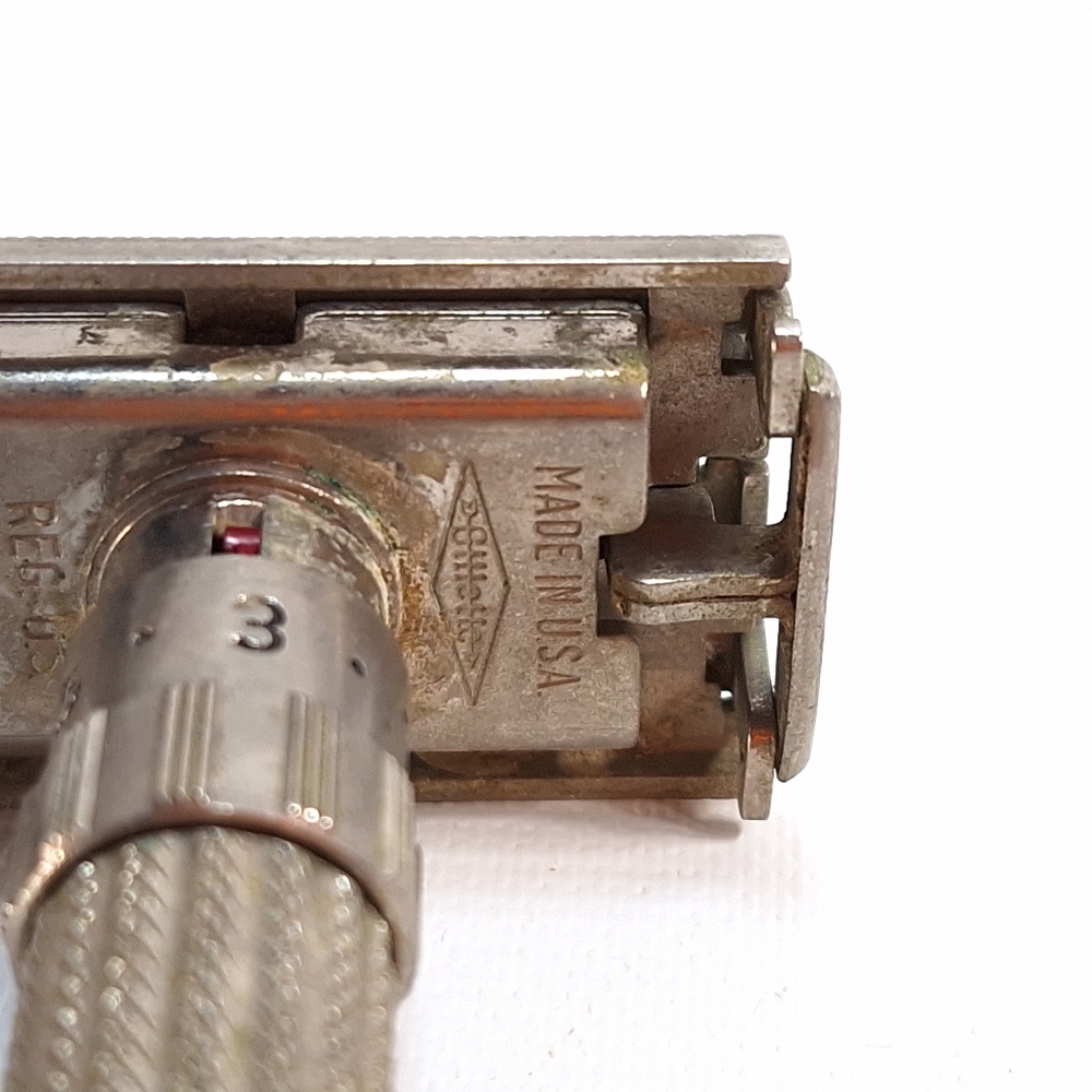 Vintage 1961 Gillette Adjustable Fat Boy Safety Razor - Picture 5 of 9